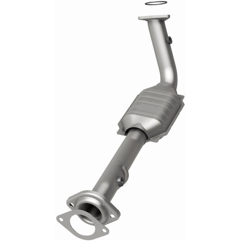 MagnaFlow Direct Fit Catalytic Conv 02-06 Cadillac Escalade / 02-06 GM Yukon (Inc Denali) 6.0L P/S