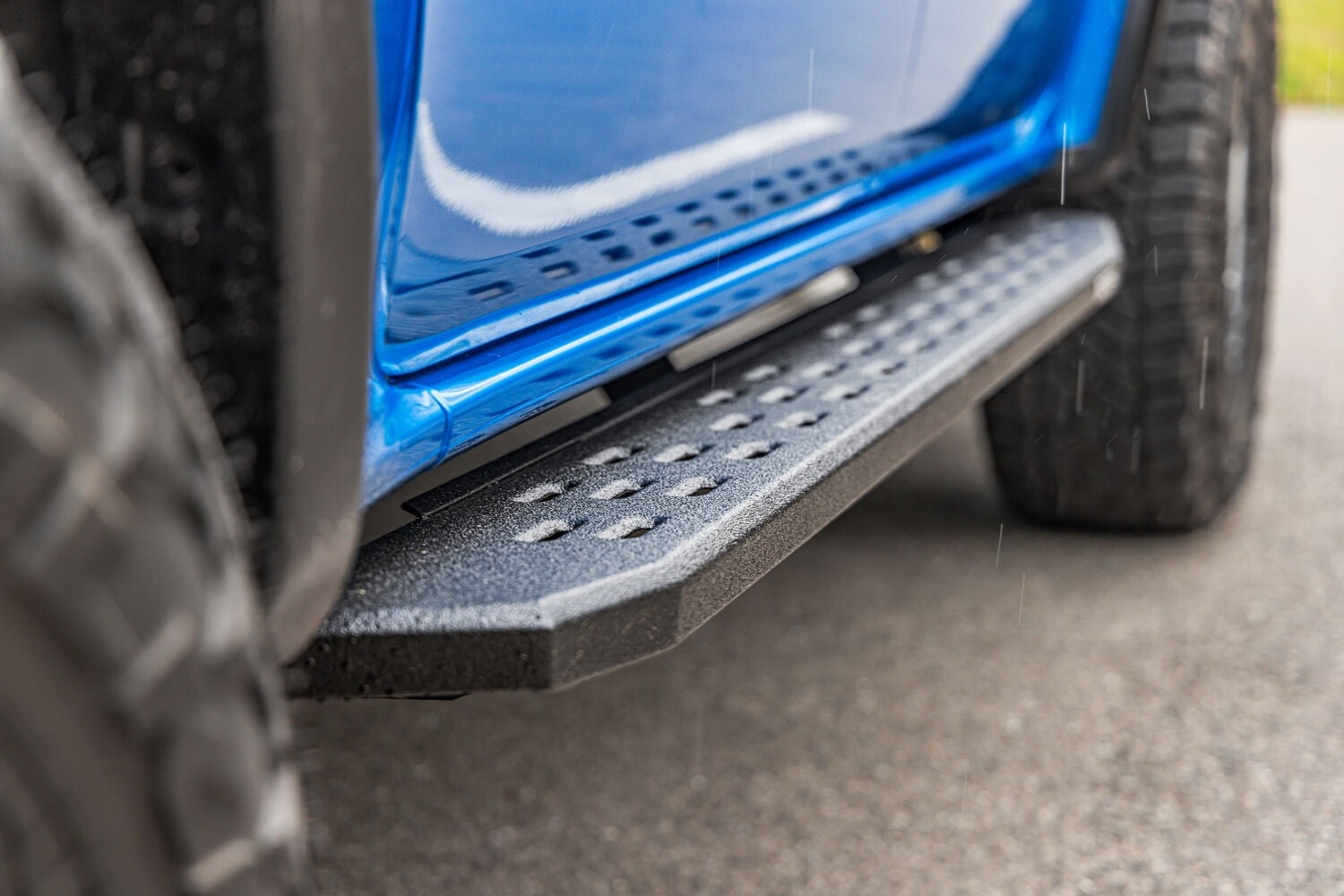 RB30 Running Boards with Mounting Bracket Kit Protective Bedliner Coating 2019-2026 Ford Ranger Go Rhino
