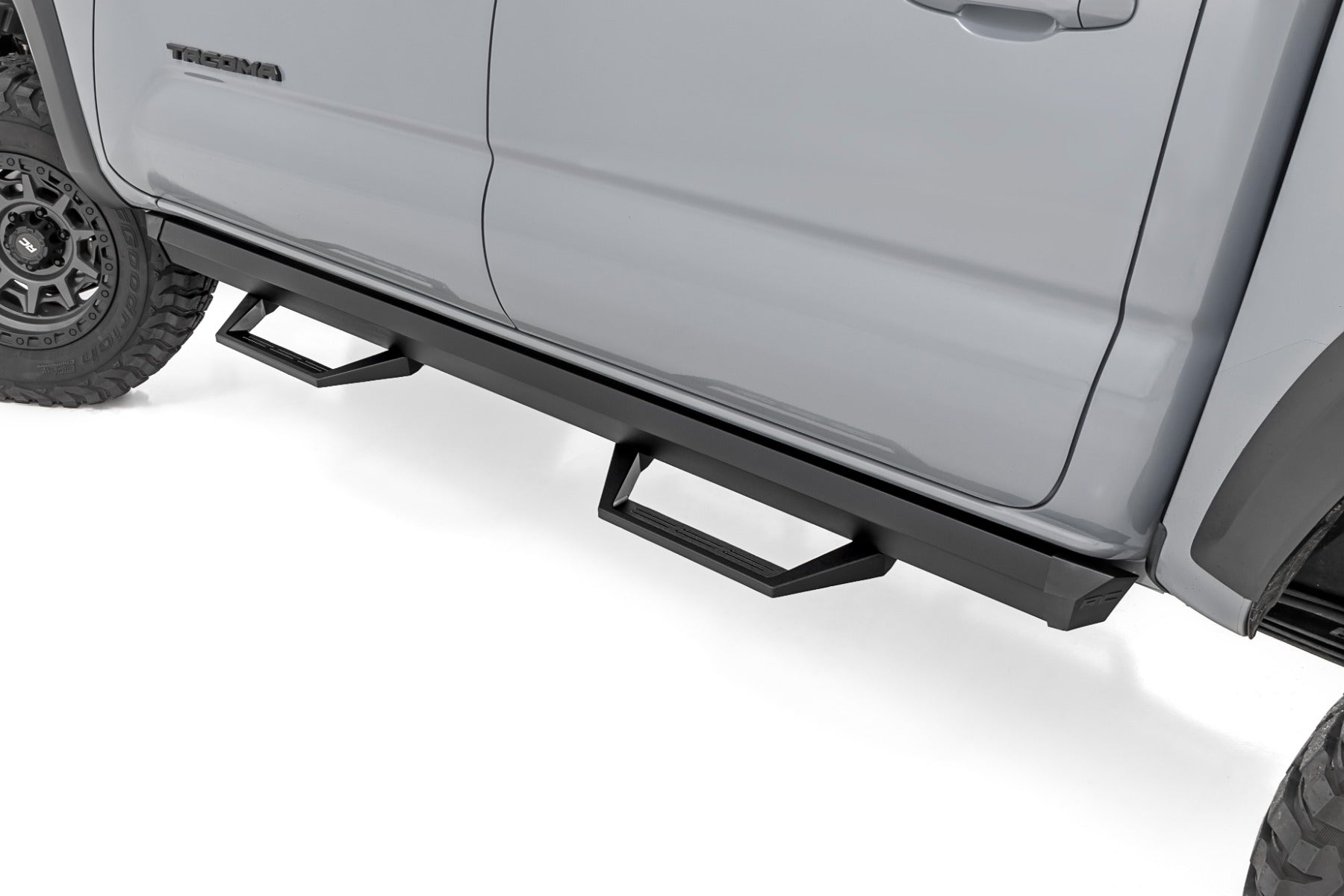 SRL2 Adj Aluminum Step Double Cab Toyota Tacoma 2WD/4WD (2005-2023) Rough Country