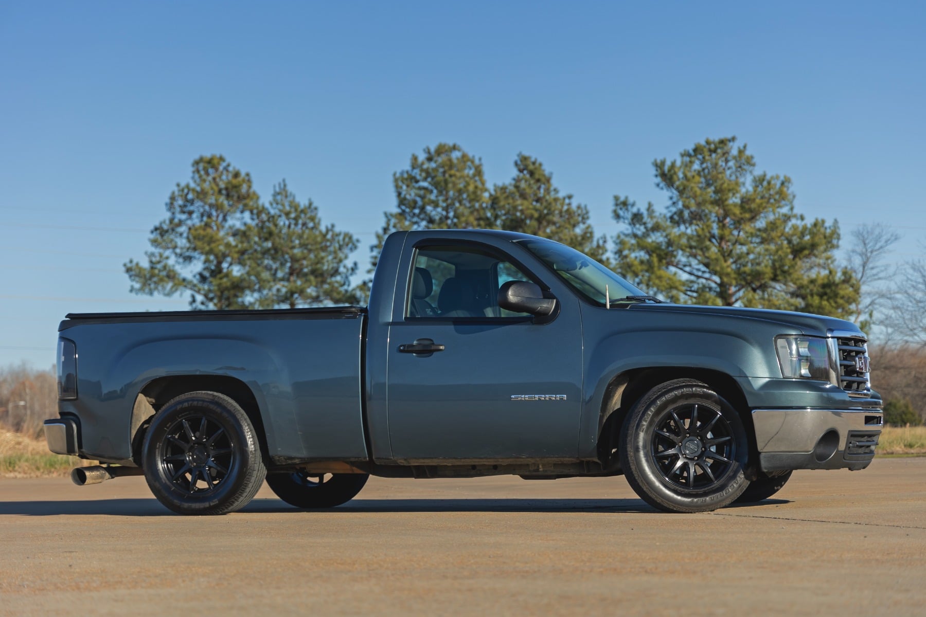 2 Inch Lowering Kit 4 Inch Rear Lowering M1 Silverado/Sierra 1500 (14-18 & Classic) Rough Country