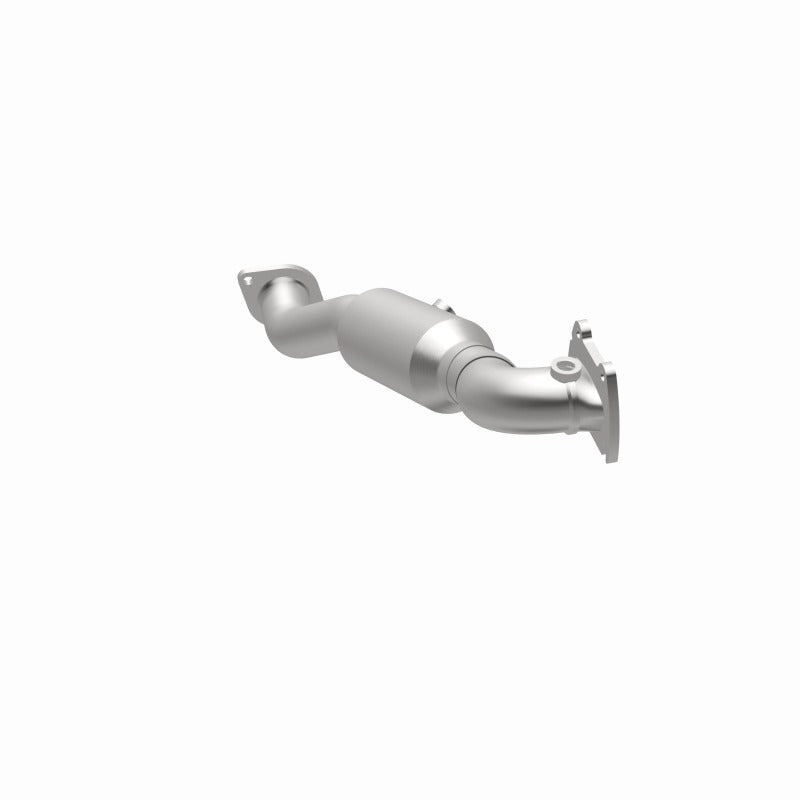 MagnaFlow Direct Fit Catalytic Converter 15-19 Ram 1500 3.6L OEM Grade Fed/EPA Compliant Manifold