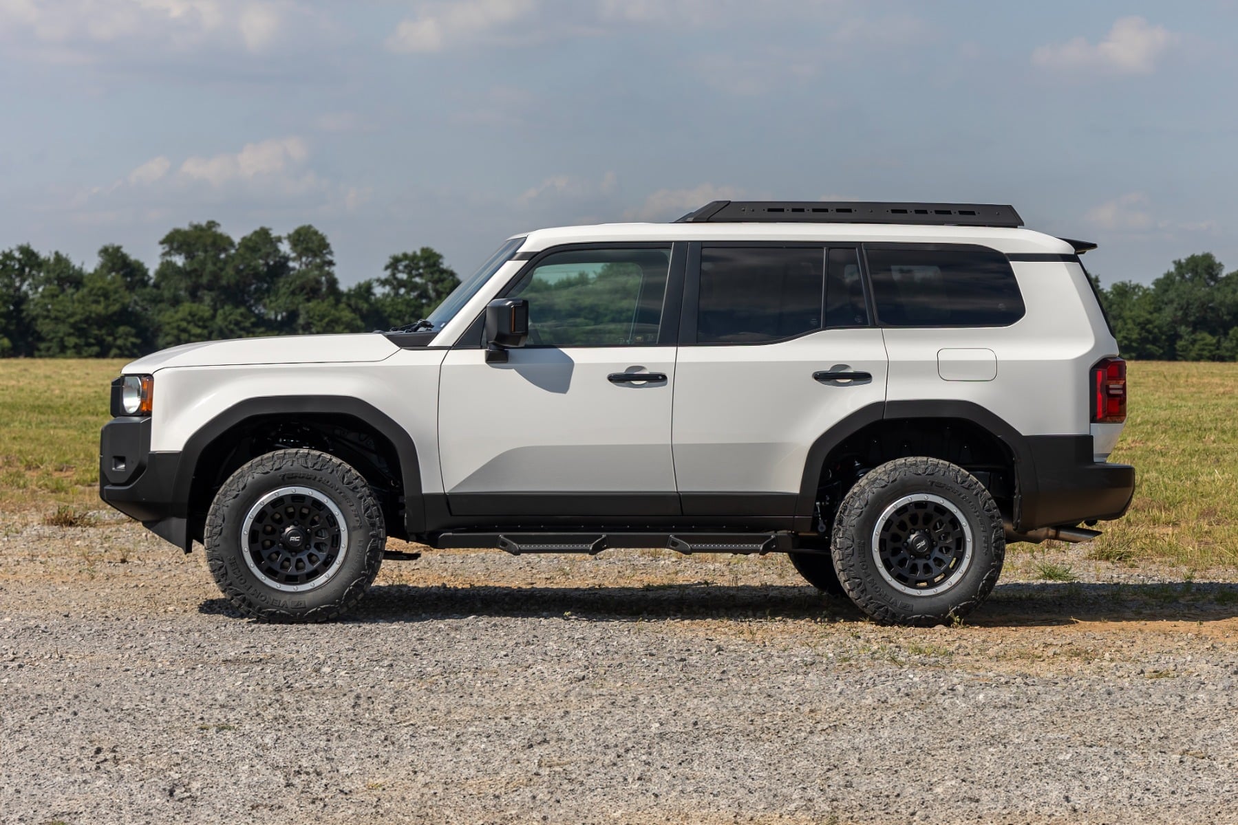 2 Inch Lift Kit M1R Toyota Land Cruiser 4WD (2024-2026) Rough Country