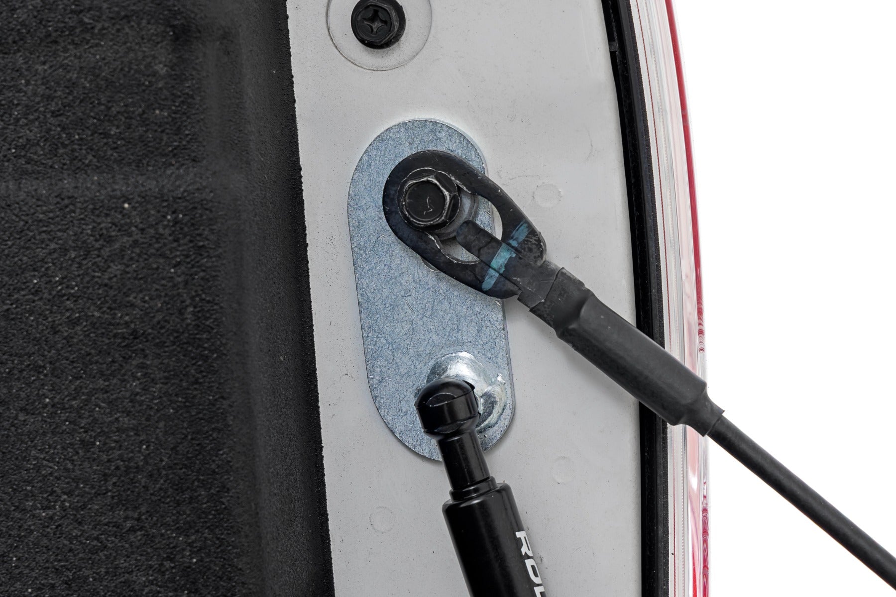 Tailgate Assist Nissan Titan 2WD/4WD (2017-2024) Rough Country