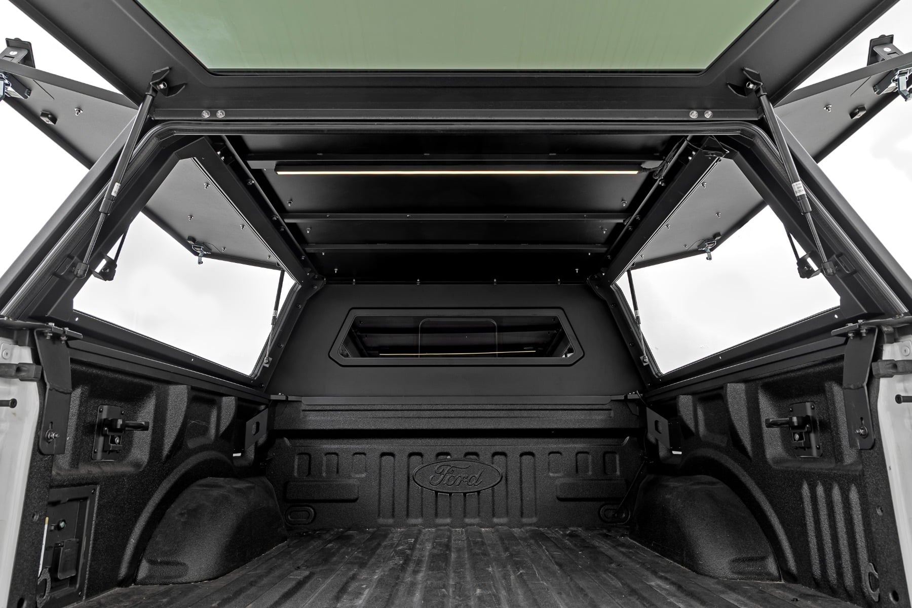 Truck Bed Cap Modular 5 Foot 7 Inch Bed Ford F-150 2WD/4WD (2021-2026) Rough Country