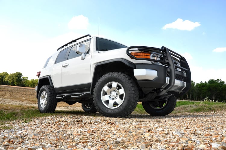 3 Inch Lift Kit Red Spacers Toyota 4Runner (03-09)/FJ Cruiser (07-14) Rough Country