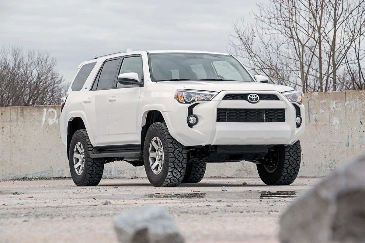 3 Inch Lift Kit RR Coils M1 Struts/M1 Toyota 4Runner 4WD (2010-2024) Rough Country
