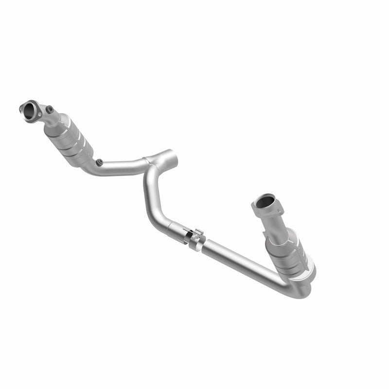 MagnaFlow Direct Fit Catalytic Converter 2006 Dodge RAM 1500 Pickup 5.7L Solid Front Axle