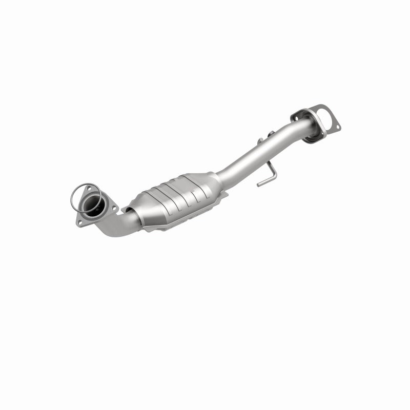 MagnaFlow Direct Fit Catalytic Conv 02-06 Cadillac Escalade / 02-06 GM Yukon (Inc Denali) 6.0L P/S