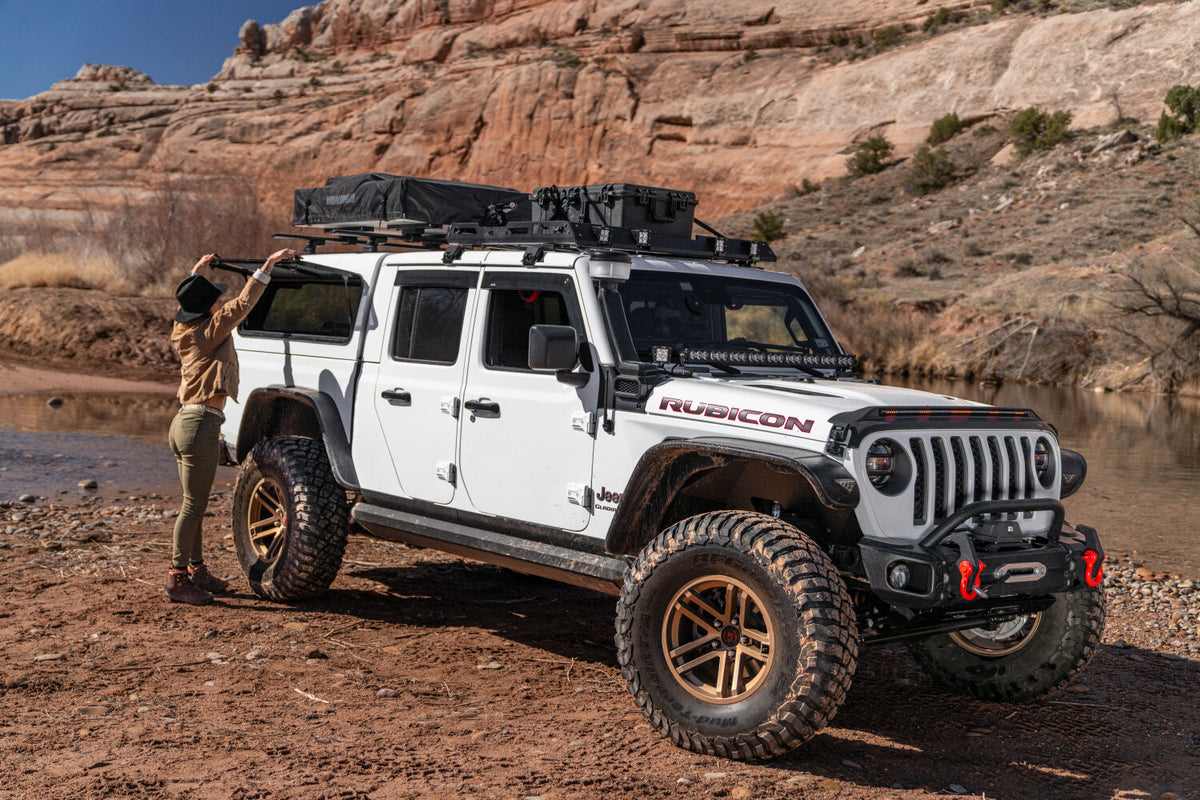 PowerStep XL Electric Boards For 2020-2026 Jeep Gladiator AMP Research