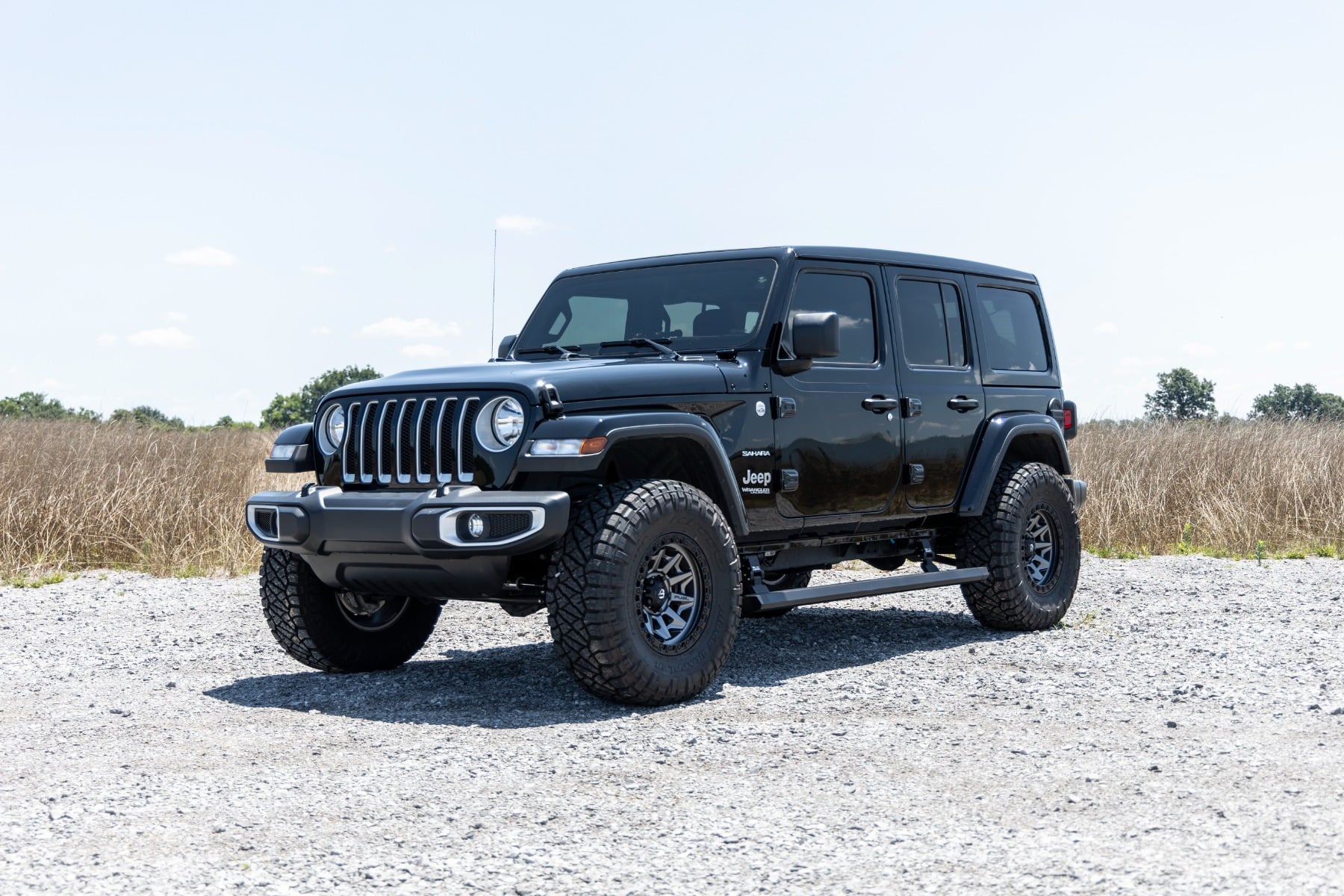 2.5 Inch Lift Kit Coils M1R Jeep Wrangler Unlimited Non-Rubicon 4WD (2024-2026) Rough Country