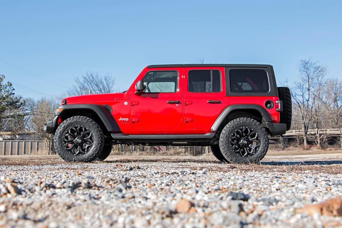 2.5 Inch Lift Kit Spacers Jeep Wrangler JL (24-26)/Wrangler Unlimited (24-26) Rough Country