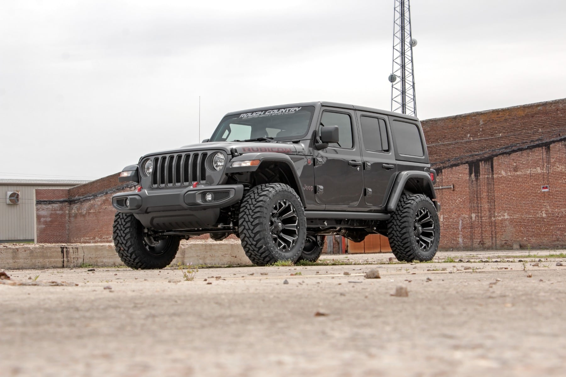 2.5 Inch Lift Kit Coils M1R Jeep Wrangler Unlimited Rubicon 4WD (2024-2026) Rough Country