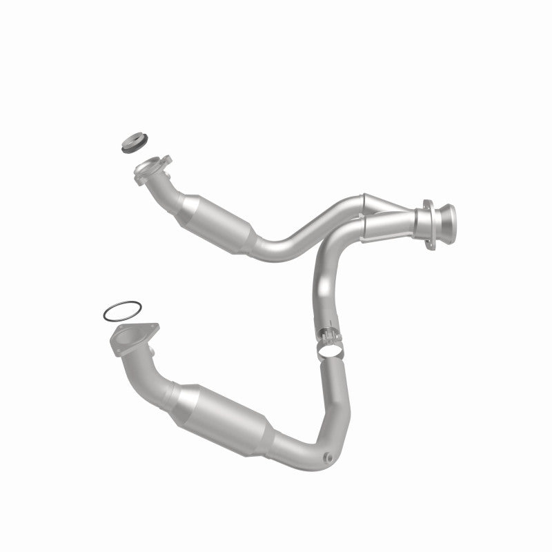 MagnaFlow Direct Fit Catalytic Converter 2007-2008 Cadillac Escalade 6.2L