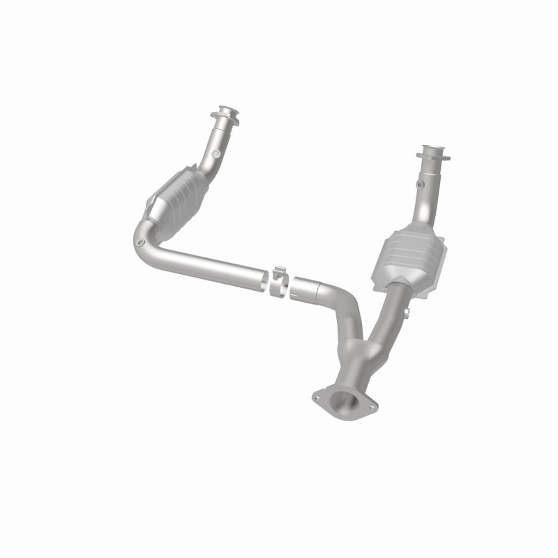 MagnaFlow Direct Fit Catalytic Converter 00-01Tahoe/Yukon V8 5.7L