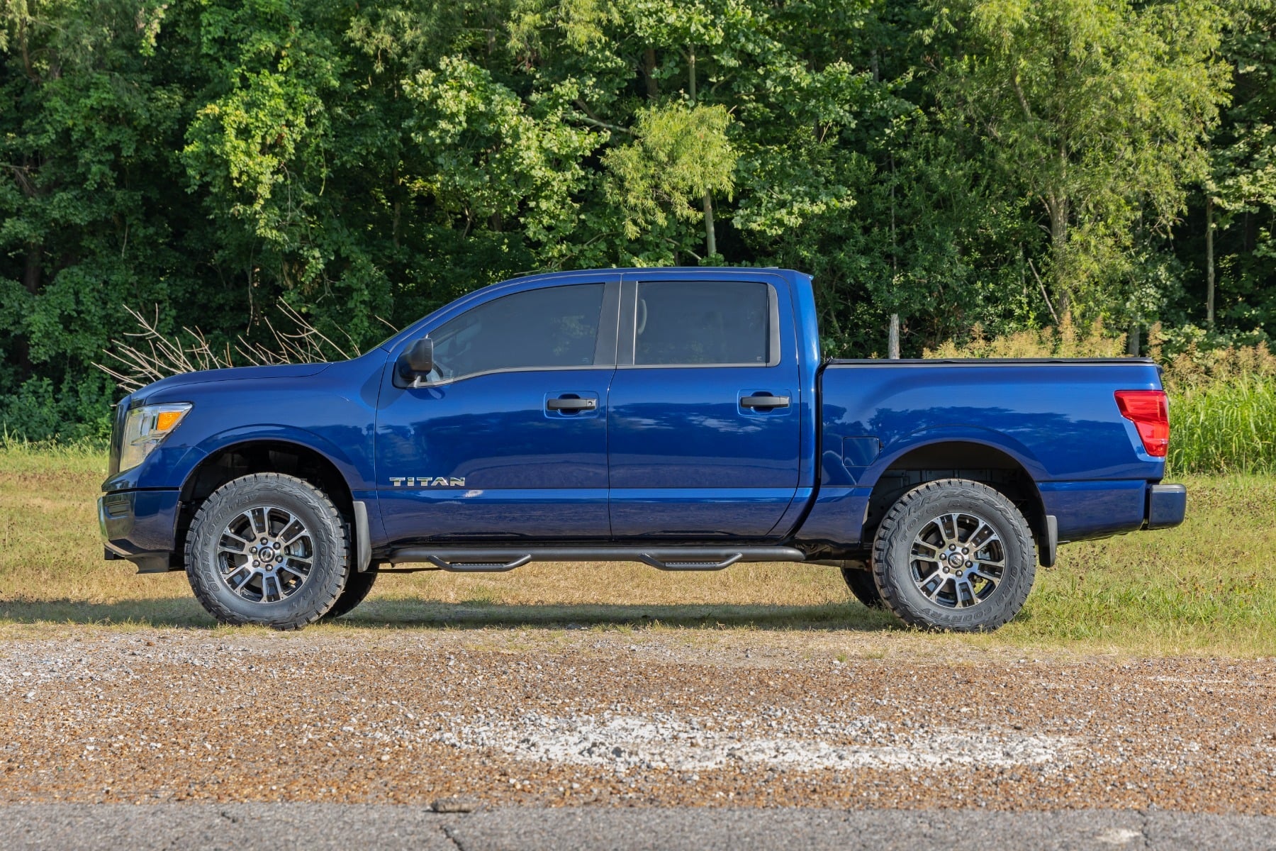 2 Inch Leveling Kit Nissan Titan 4WD (2022-2024) Rough Country
