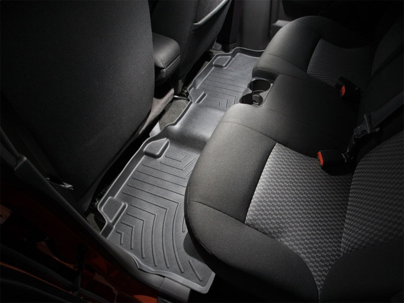 WeatherTech 04+ GMC Canyon Crew Cab Rear FloorLiner - Black