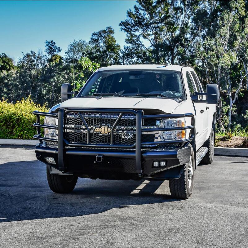 Westin 11-14 Chevrolet Silverado 2500/3500 HDX Bandit Front Bumper - Blk