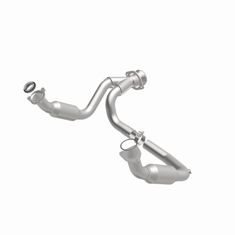 MagnaFlow Direct Fit Catalytic Converter 2007-2008 Cadillac Escalade 6.2L