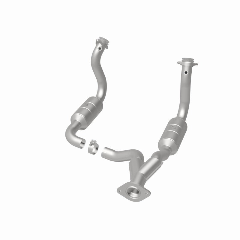 MagnaFlow DF Cat Conv 08-10 Ford F-250/F-250 SD/F-350/F-350 SD 5.4L/6.8L/F-450 SD 6.8L Y-Pipe Assy