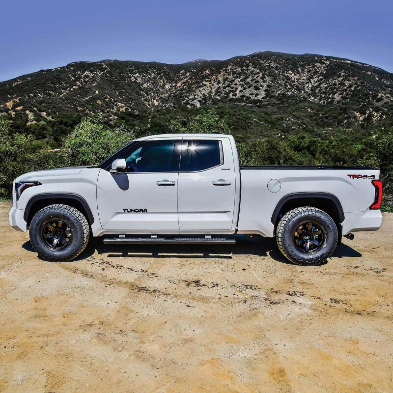 Westin 2022-2026 Toyota Tundra Dbl Cab R5 Nerf Step Bars - Textured Black