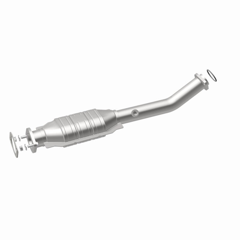 MagnaFlow Direct Fit Catalytic Converter 07 Titan 5.6L D/S rr OEM