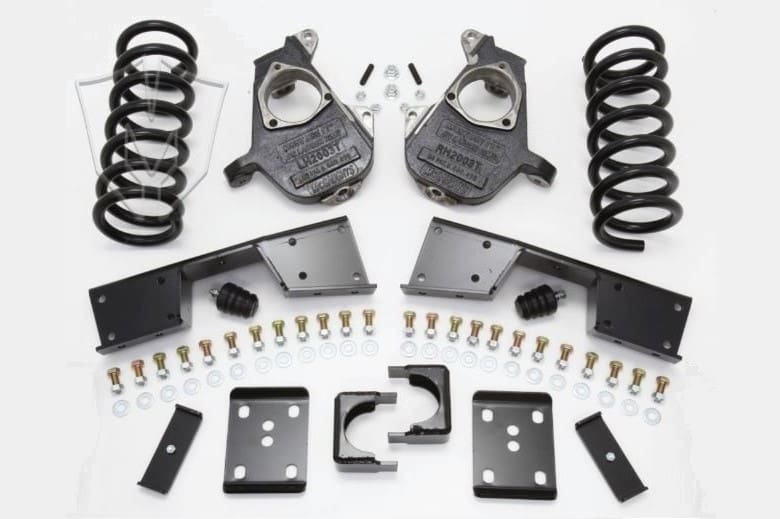 McGaughys 4 Inch/6 Inch Lowering Kit 2001-2006 Silverado/Sierra 1500 17 Inch+ Wheels Ext/Crew Cab 2WD