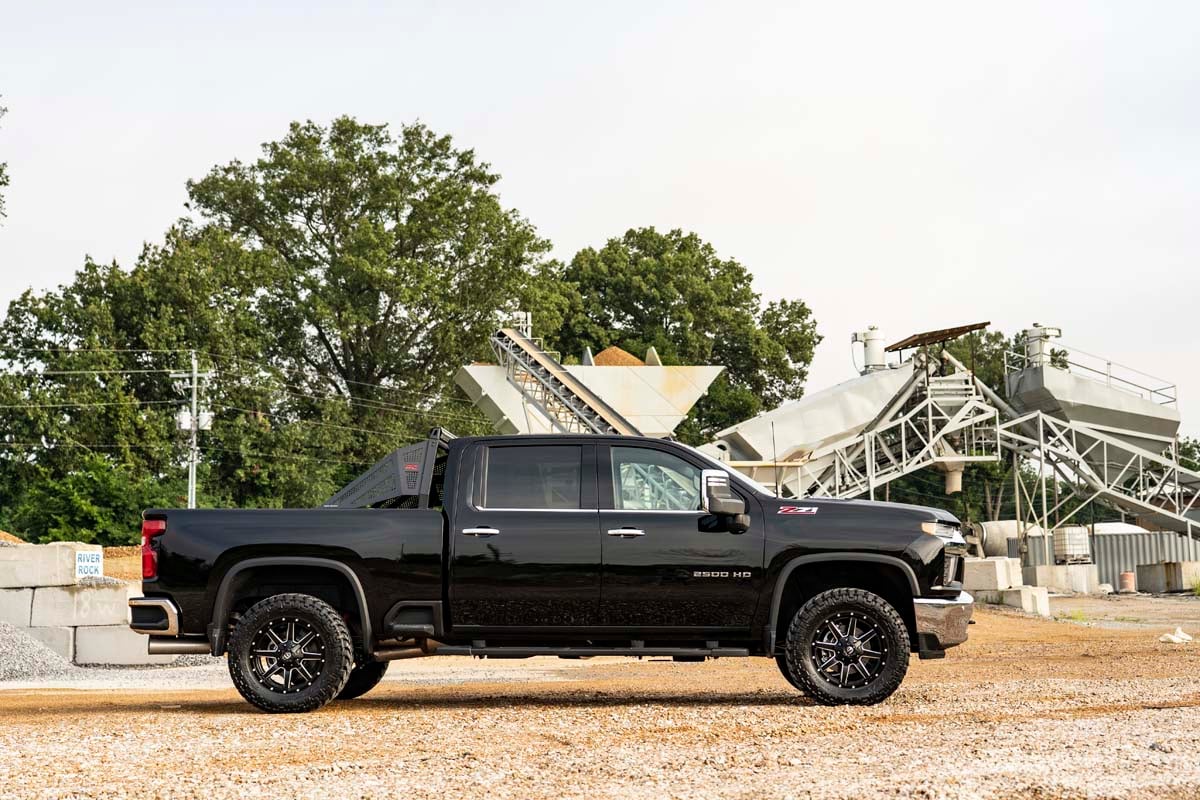 1.5-2 Inch Leveling Kit M1 Silverado/Sierra 2500HD/3500HD (20-26) Rough Country