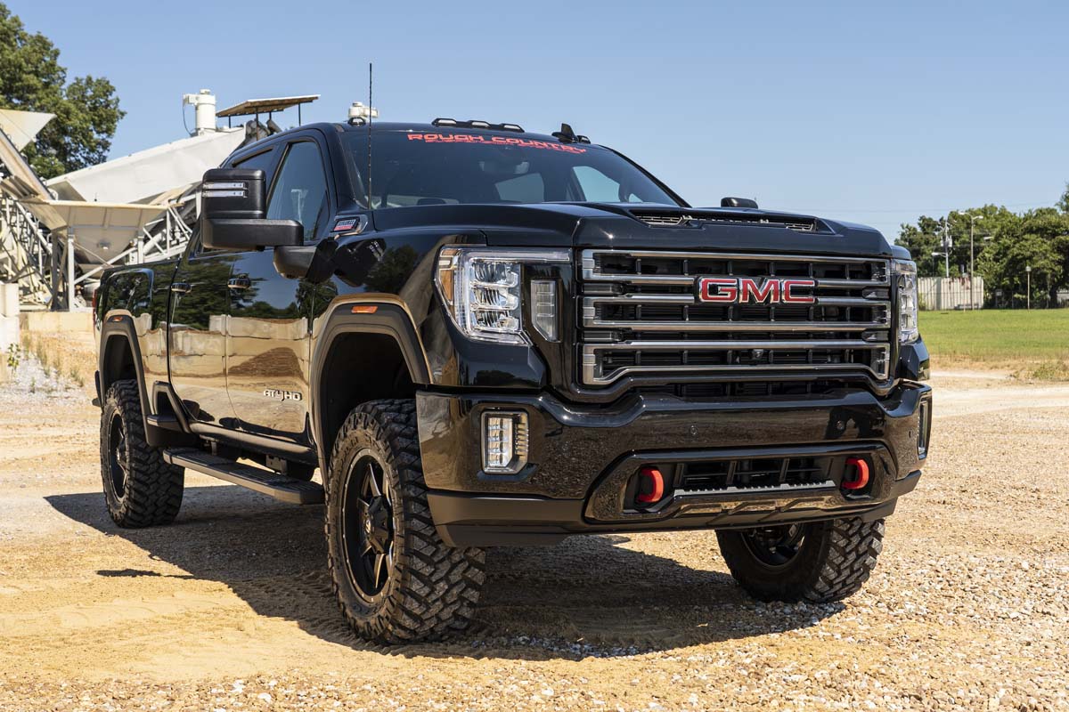 3 Inch Lift Kit UCAs M1 w/ Overloads Red Silverado/Sierra 2500HD/3500HD (20-26) Rough Country
