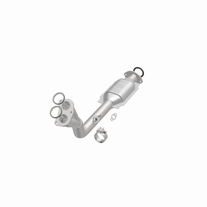 MagnaFlow Direct Fit Catalytic Converter 96-00 Toyota 4 Runner 2.7