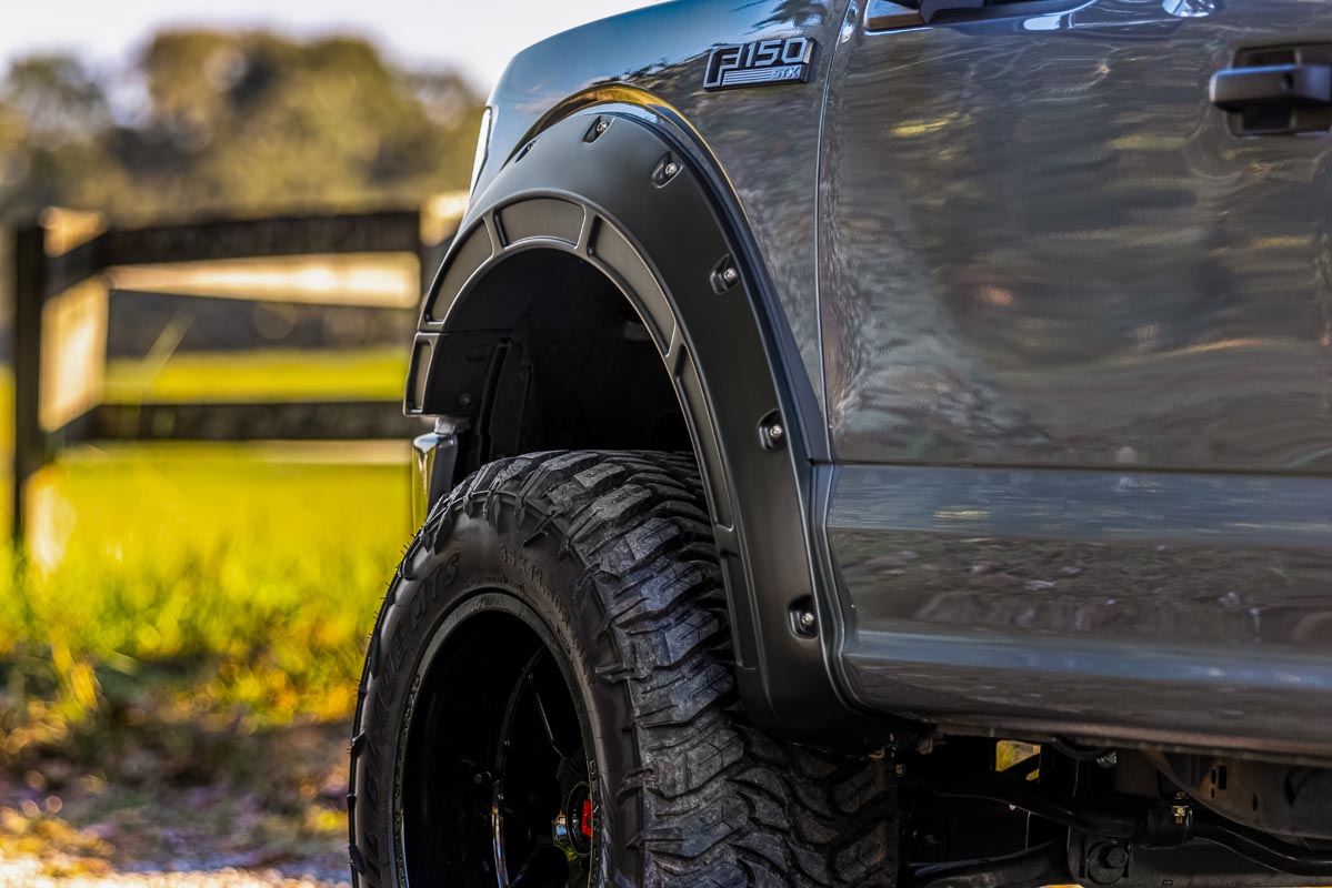 Fender Flares Defender Ford F-150 2WD/4WD (2015-2020) Rough Country