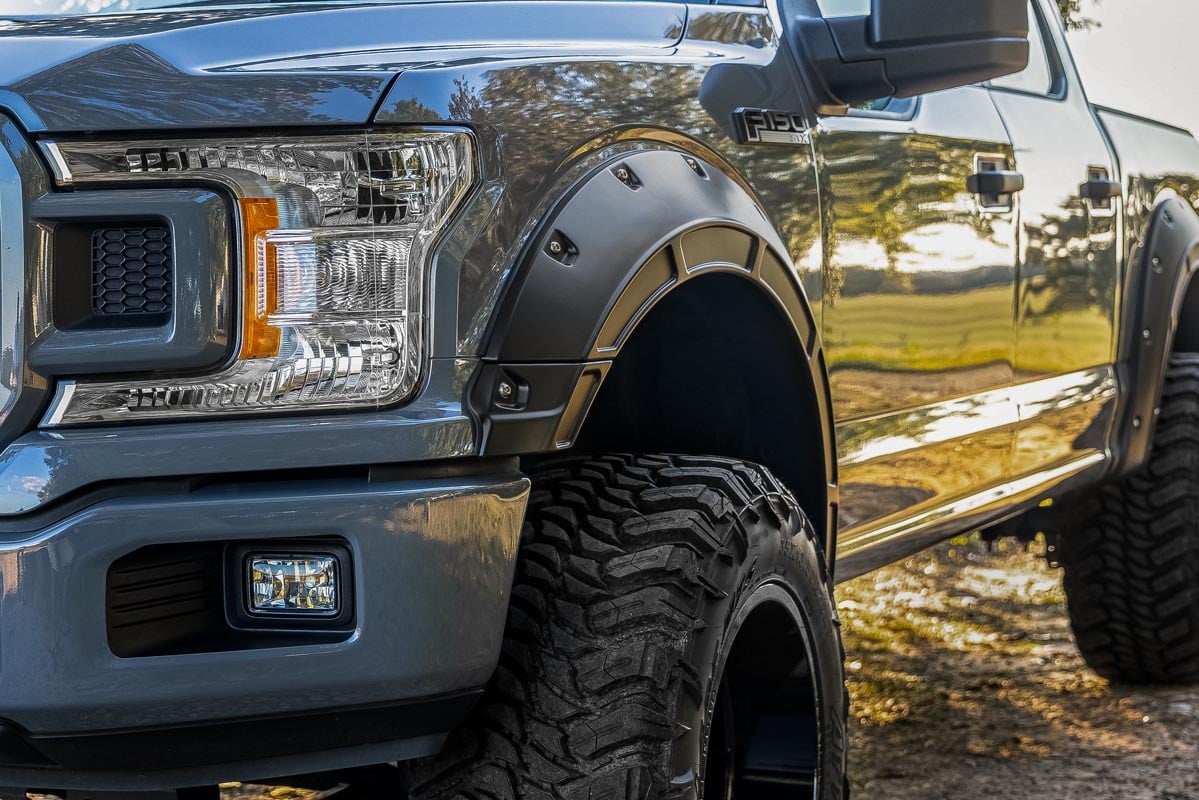 Fender Flares Defender Ford F-150 2WD/4WD (2015-2020) Rough Country