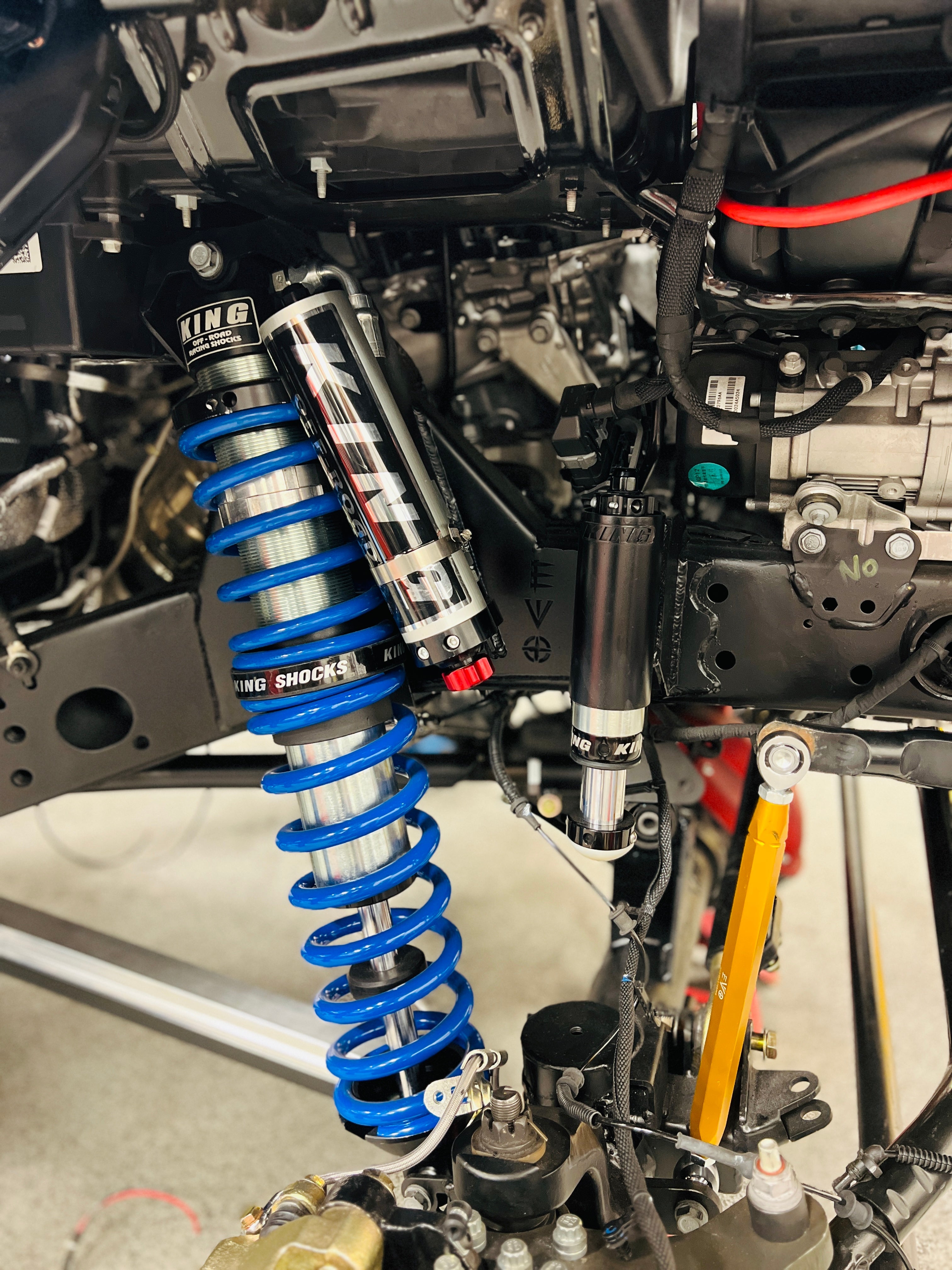 14" Inch Travel EVO SPEC KING FRONT FABRICATION Shock Tower 2.5" or 3.0" COILOVER BLACK FOR JL/JT WRANGLER & GLADIATOR