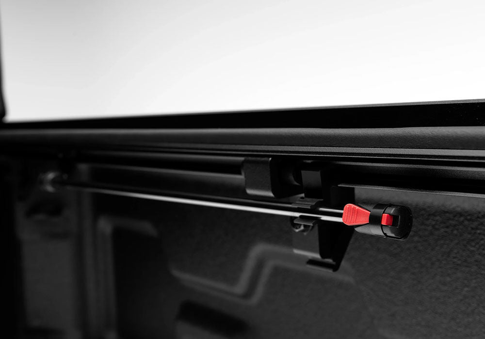 Tonneau Cover Fusion 2015-2017 Silverado/Sierra 1500/2015-2017 2500 HD/3500 HD 6 Foot 6 Inch Bed Limited Edition Red/Crimson Red UnderCover