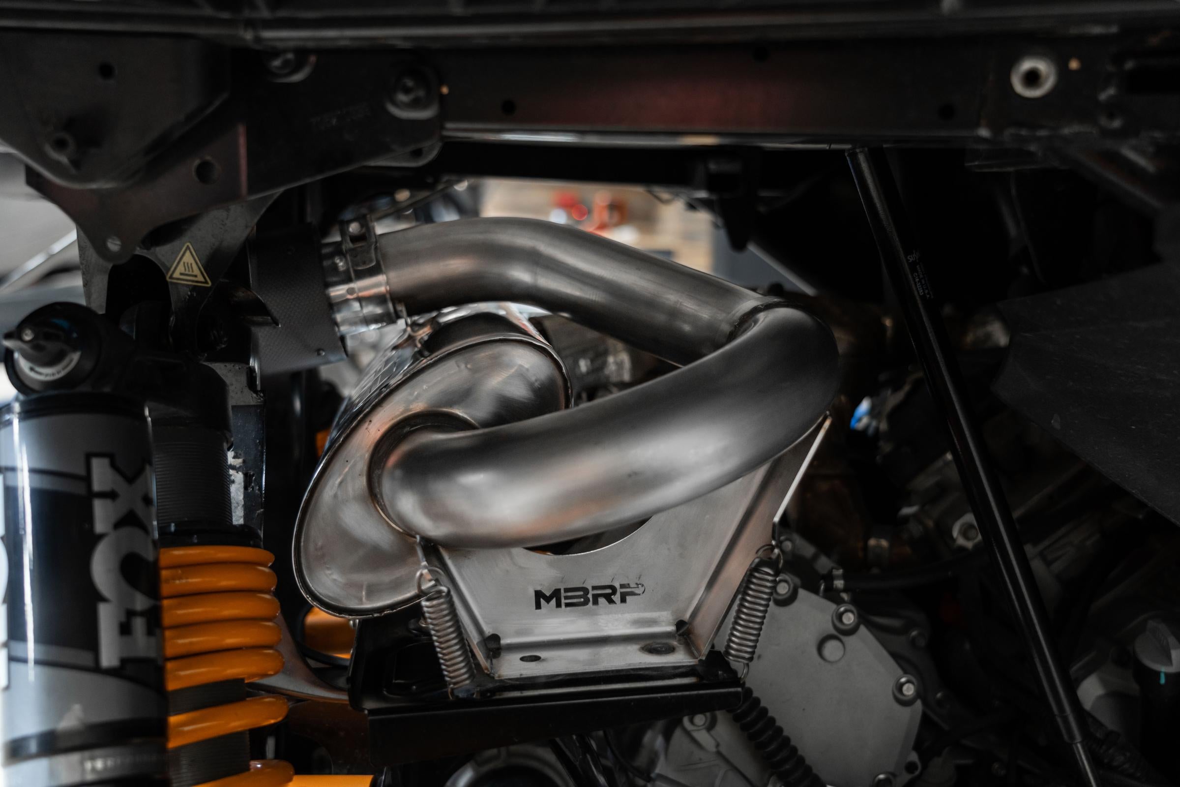 21-Up CAN-AM Commander 1000R/ Maverick Sport 1000R Single Slip-on Center Exit Performance Series MBRP