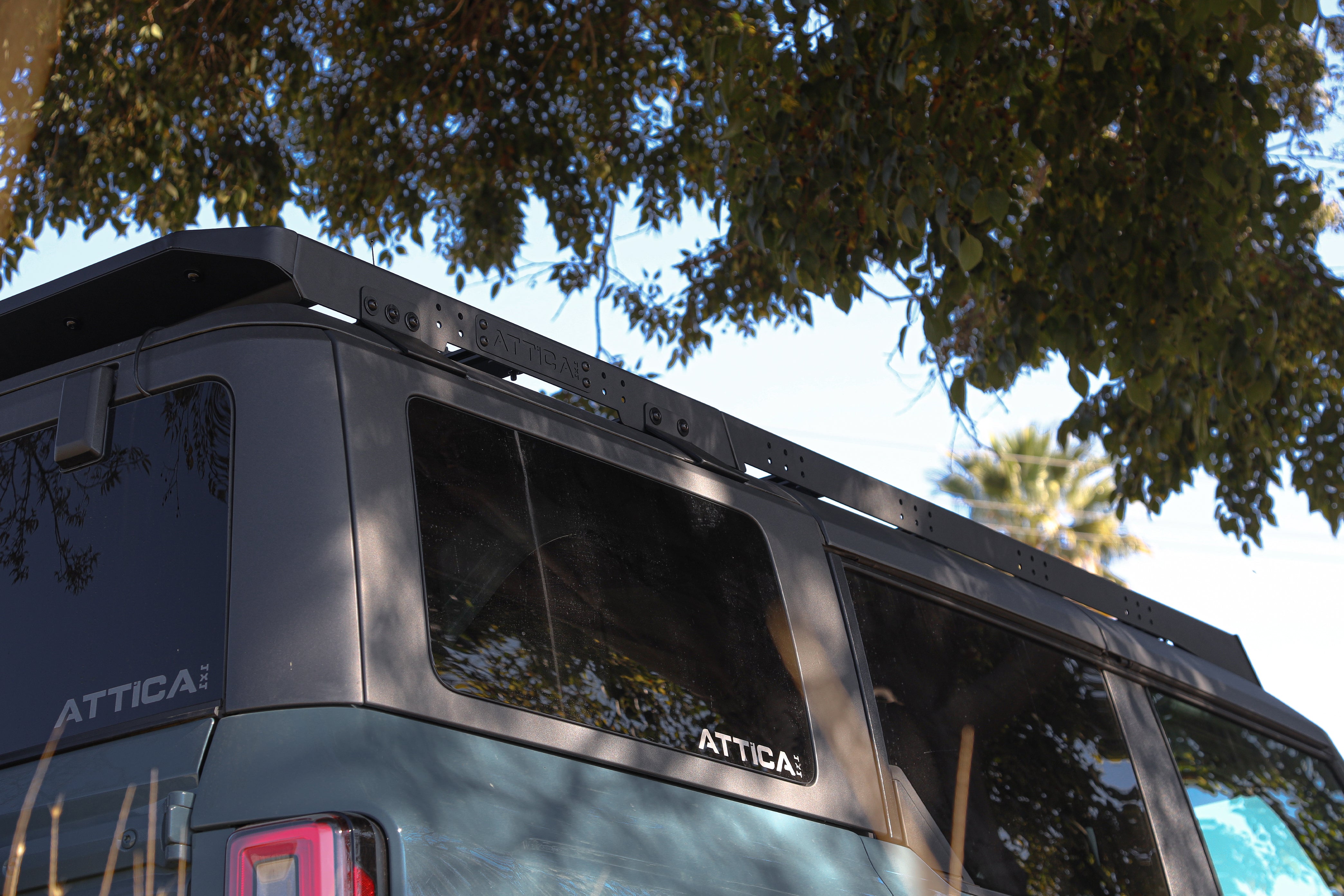 ATTFB01F102-BX_Attica_Roof Rack_WB_09.jpg