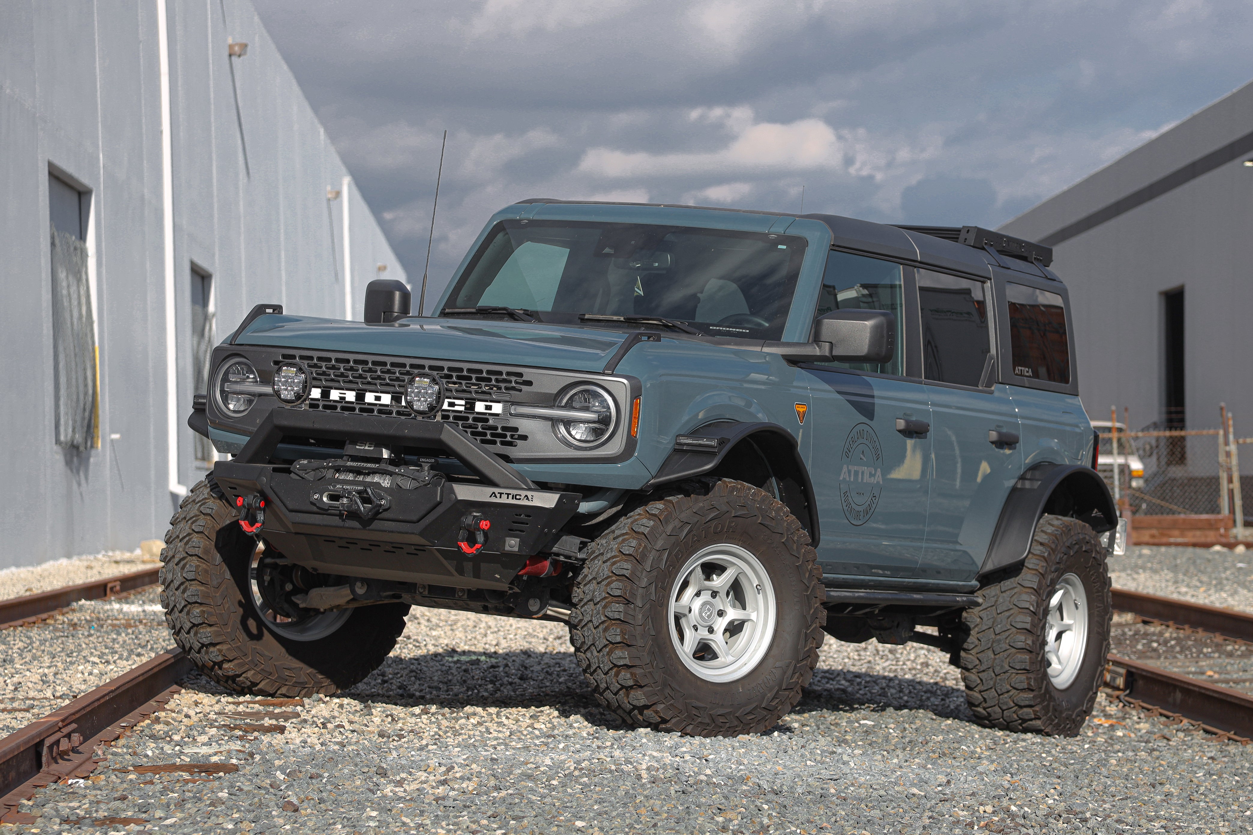 ATTFB01H102-BX-R_Attica_Rear Fender Flares_02.jpg