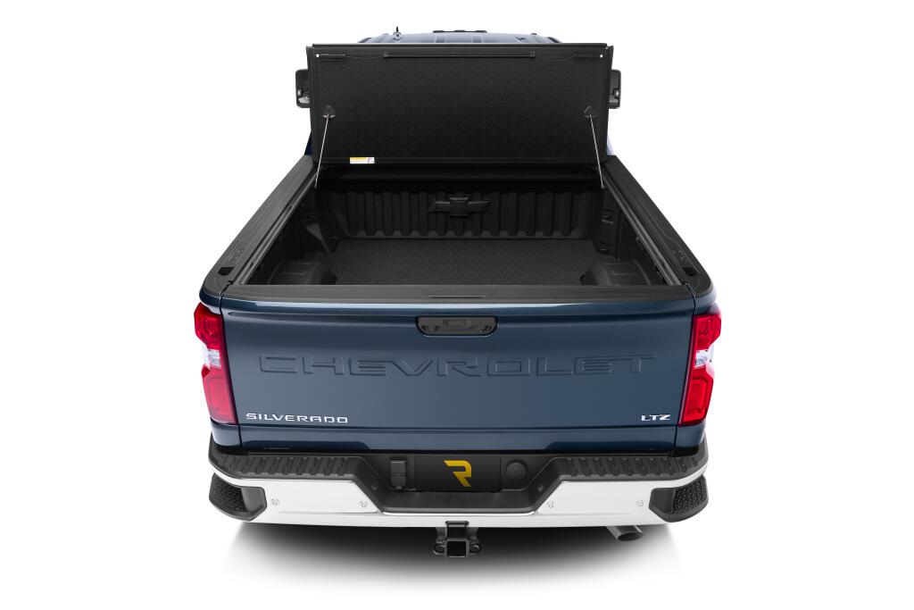 Tonneau Cover Armor Flex 2020-2026 Silverado/Sierra 2500 HD/3500 HD 8 Foot 2 Inch Bed Black Textured UnderCover