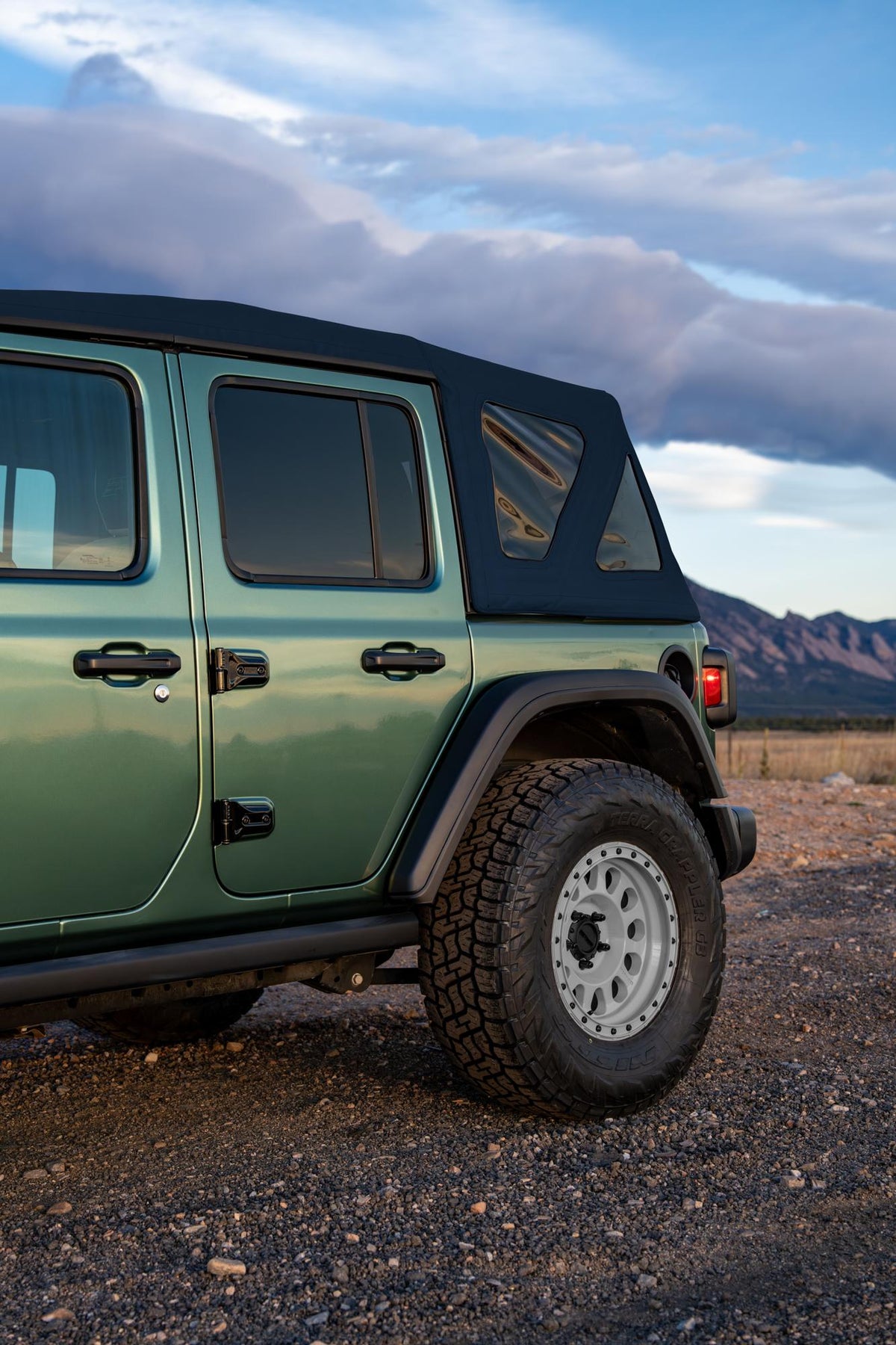 eTop Ford 2021-27 Bronco; 2-Door (Admiral)