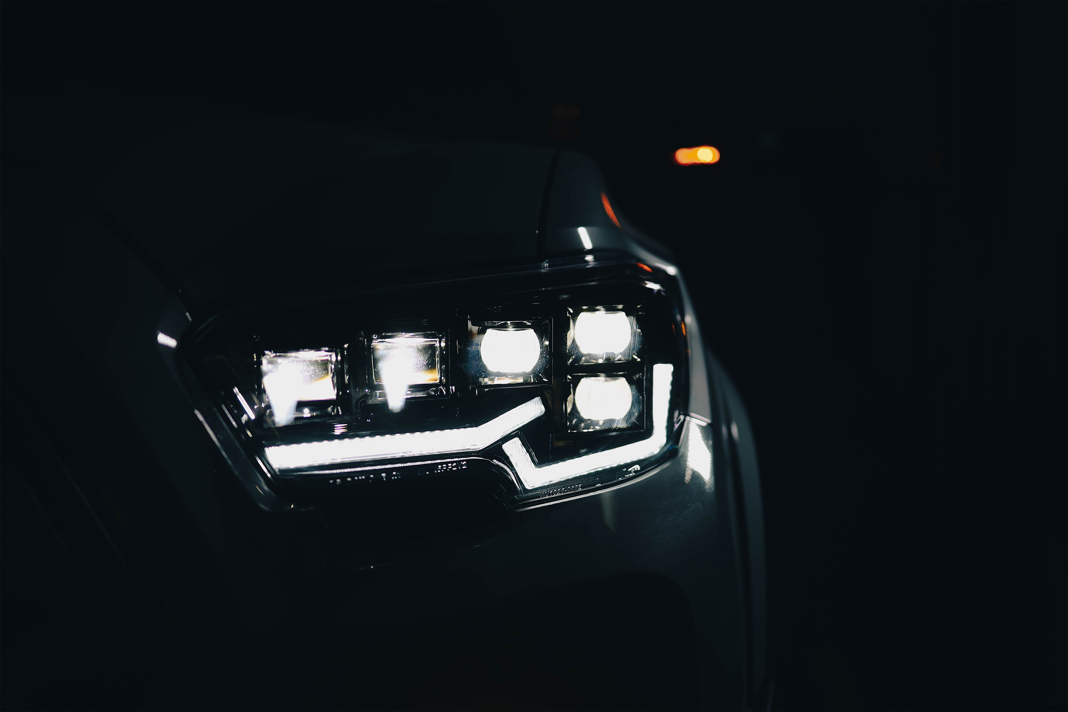 CHATT0682-GBC_Attica_2016-2023 Toyota Tacoma_Rogue Series_Headlights_004.jpg
