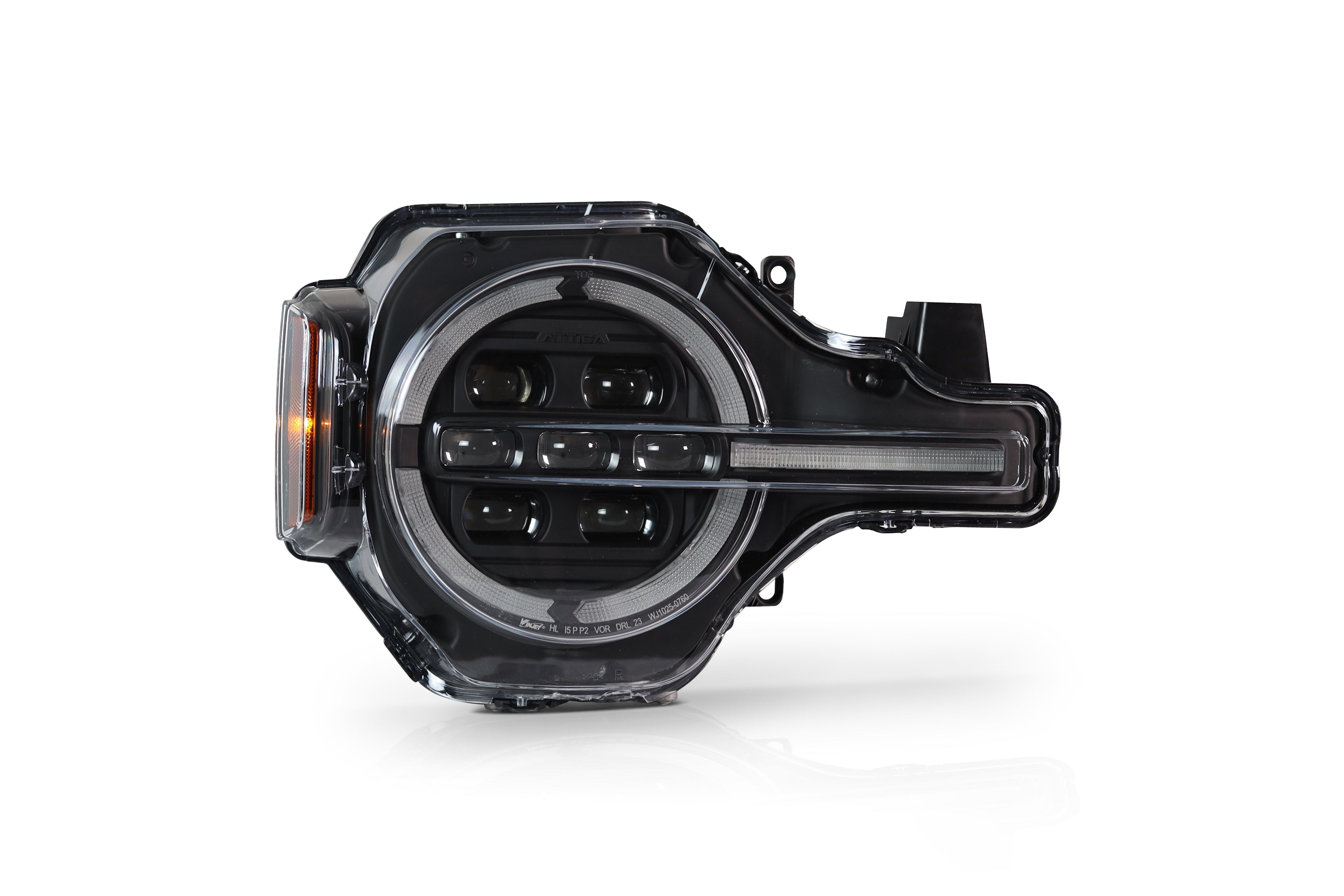 CHATT0759-B-SQ_Attica 4x4_02.jpg