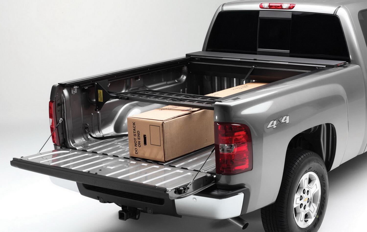 Cargo Manager Rolling Truck Bed Divider, Works Only with Roll-N-Lock Covers, for 2008-2016 Ford F-250/F-350 Super Duty, 6.8 Ft. Bed Roll N Lock