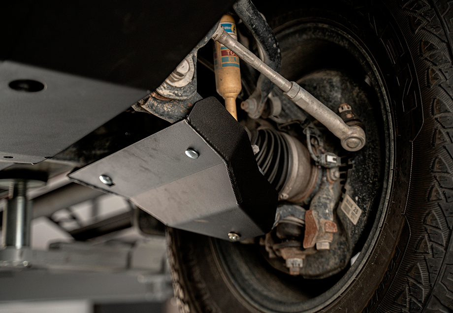 2014-Present 4Runner Fuel Tank Skid Plate Aluminum/Powdercoat Cali Raised LED