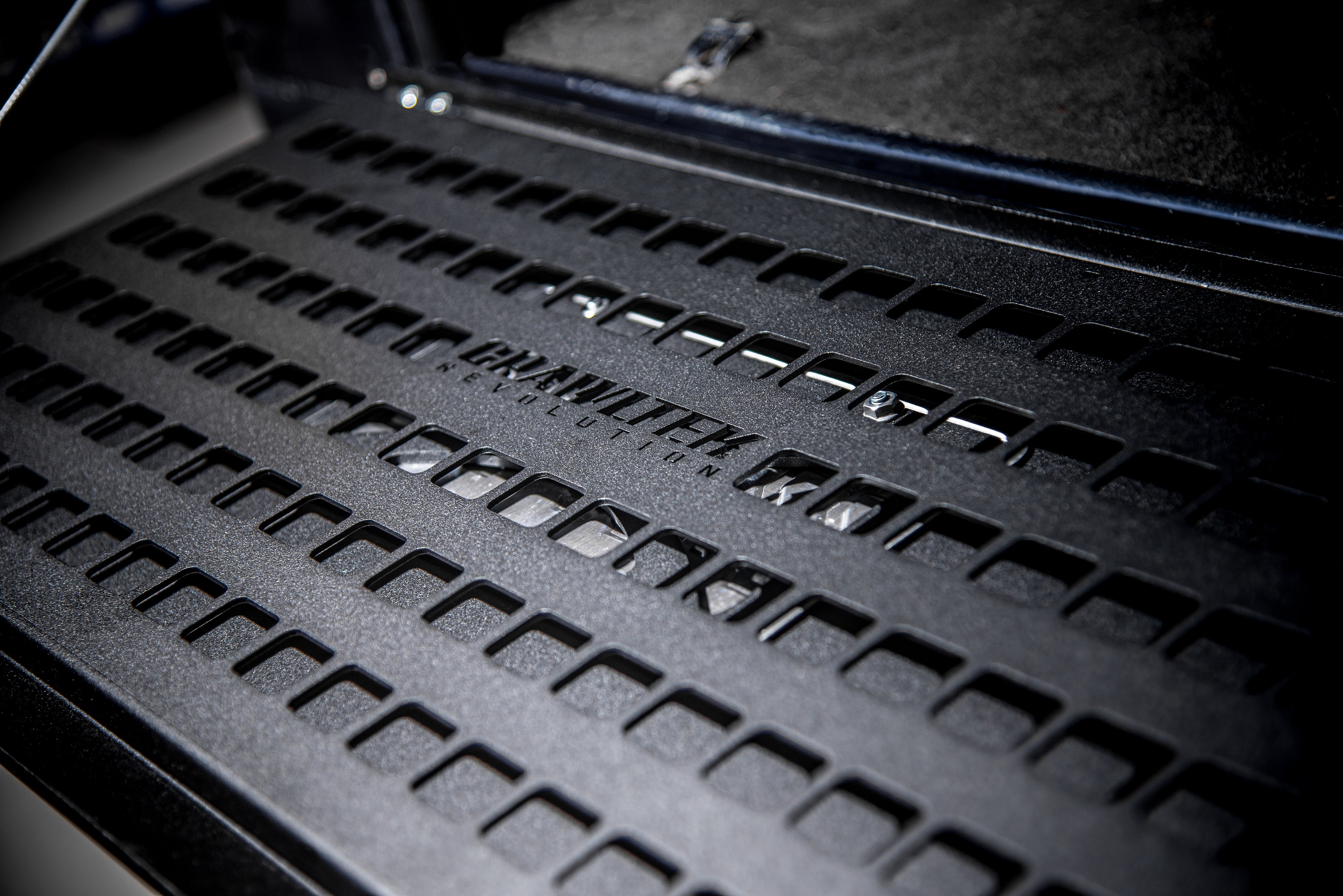Drop Down Tailgate with Molle Rack | Jeep Wrangler YJ/TJ