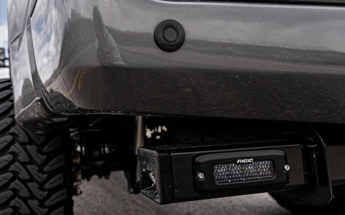 2011-2016 Ford F250/F350/F450 BMC Lights Hitch Bar Kit
