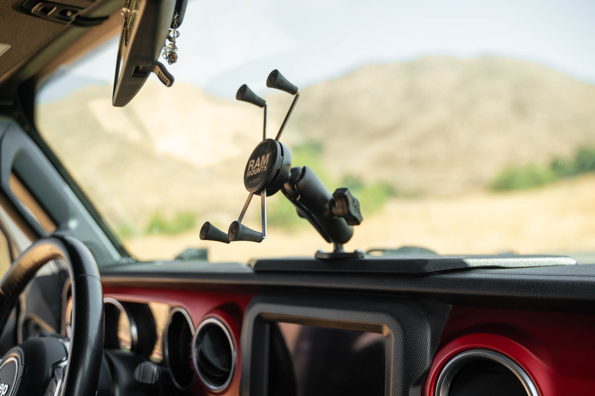 2018 2024 Jeep Wrangler JL, JLU Gladiator JT V8 Offroad Device Dash Mount V2 DV8 Offroad