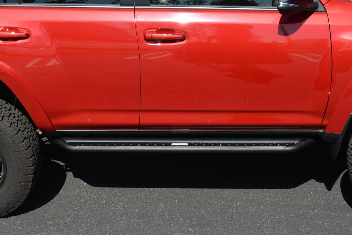 Dominator Xtreme DSS SideSteps W/Bracket Kit Textured Black 2025-2026 Toyota 4Runner Go Rhino