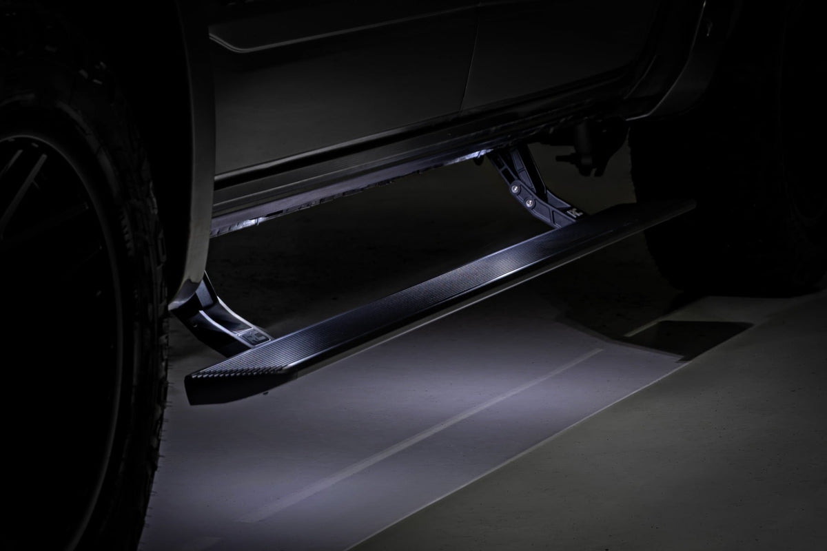 Power Running Boards HT-Series Crew Cab Ram 2500/3500 2WD/4WD (11-26) Rough Country