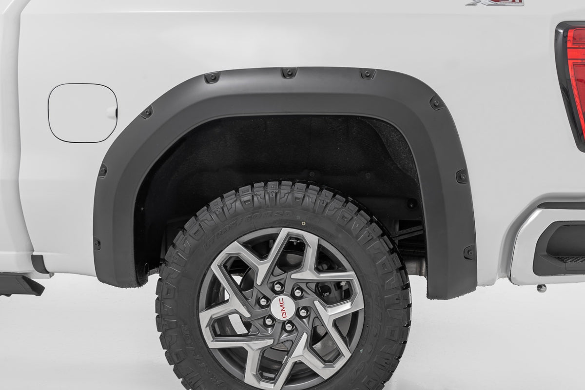 Traditional Pocket Fender Flares Gloss Black GMC Sierra 1500 2WD/4WD (19-23) Rough Country