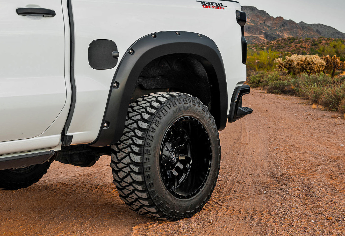 Pocket Fender Flares G9K Satin Steel Chevy Silverado 1500 2WD/4WD (22-26) Rough Country
