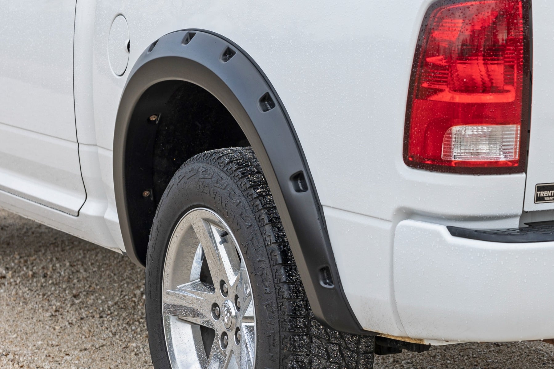 Pocket Fender Flares Ram 1500 2WD/4WD (2009-2018 & Classic) Rough Country